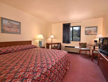 Hometown Inn And Suites Washington Chambre photo