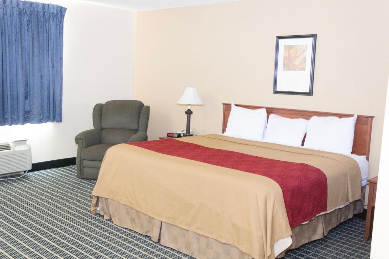 Hometown Inn And Suites Washington Extérieur photo